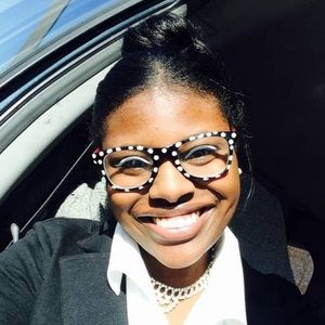 Meet your Posher, Alysse